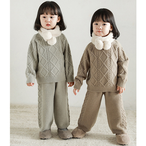 Conjuntos de Ropa de Invierno para Niñas, Tejido de Punto Acanalado, Suéter Grueso y Suave, Conjunto de 2 Piezas - Product Image 3