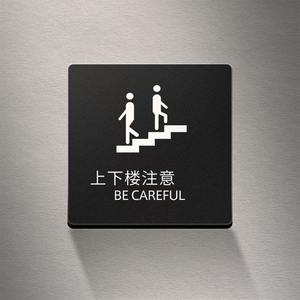 ป้ายเตือนลื่นเมื่อเปียกหรือน้ำแข็งทำออกมาในร่ม/กลางแจ้ง - Product Image 5