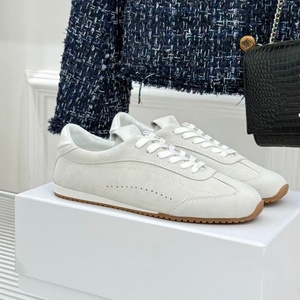 Chaussures pour femmes de qualité supérieure, style marche, confortables, de luxe, décontractées, pour l'extérieur - Product Image 1