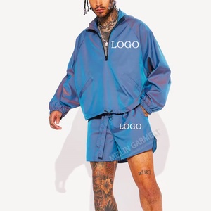 Ensemble de survêtement pour homme en nylon avec veste réfléchissante dégradée et short coupe-vent - Product Image 2