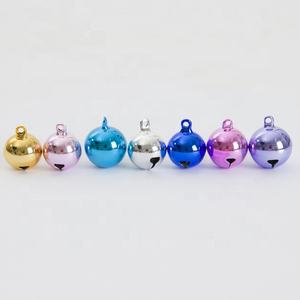 Hoge kwaliteit 12mm kleine mini messing belletjes knutselwerk DIY metaal glanzende kerstbelletjes voor festival feestdecoraties sieraden kat - Product Image 1