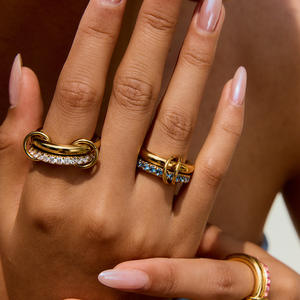 Bagues empilables colorées en CZ imperméables QISEN 2026 pour femmes, en <span class=keywords><strong>acier</strong></span> <span class=keywords><strong>inoxydable</strong></span> doré, bagues en zircon statement, bijoux - Product Image 4