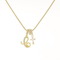 Collier en zircon plaqué or avec croix, pendentif personnalisé avec initiale en écriture cursive, chaîne serpent, pendentif religieux pour femmes