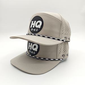 Casquette de golf personnalisée imperméable à 6 panneaux avec visière incurvée, perforations découpées au laser, respirante et ajustable pour hommes et femmes - Product Image 1