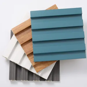 Paneles de pared WPC estriados impermeables e ignífugos de alta calidad para decoración interior con diseño de madera