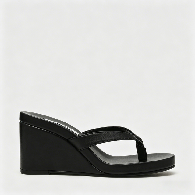 Woman Shoe Supplier Black Leather Wedge Heel Flip Flops Women's Thong Style Wedge Sandals Comfortable Summer Heeled Slippers