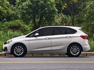 BMW <span class=keywords><strong>218i</strong></span> Comfort Active <span class=keywords><strong>Tourer</strong></span> d'occasion 2016, conduite à gauche, essence, véhicule familial, seconde main, en stock pour l'Ukraine et l'Asie centrale - Product Image 5