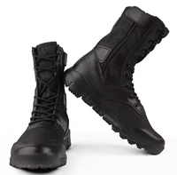 Bottes tactiques en cuir légères et respirantes à tige haute avec une semelle confortable et souple.