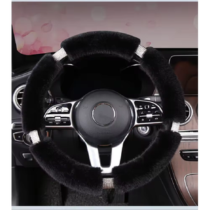 Housse de <span class=keywords><strong>volant</strong></span> de voiture compacte en peluche artificielle de qualité supérieure, anti-déformation, pour berlines et SUV - Product Image 6
