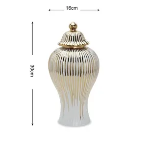 Modern Unique Ceramic Wedding Flower Vase With Lid Big Porcelain Style Tabletop Vase For Home Decor
