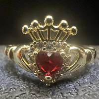 Bague Claddagh personnalisée plaquée or, cœur rouge, design couronne, bijoux de promesse irlandais pour femmes, cadeau