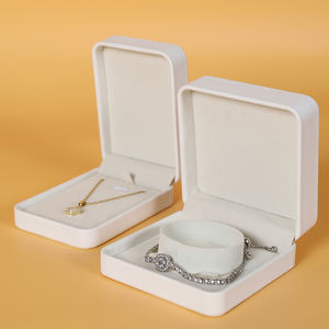 Boîte à bijoux en velours décorative SIFOO en gros, étui à collier, boîte à bagues <span class=keywords><strong>de</strong></span> mariage, boîte à bijoux artisanale en cuir PU blanc - Product Image 3