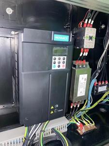 Machine de moulage par injection de plastique électrique horizontale Yizumi 160-200T avec moteur servo PLC et vis - Product Image 5