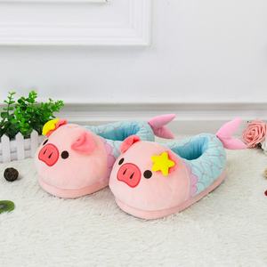 Chaussons personnalisés pour femmes, motif dessin animé, en fausse fourrure fantaisie, motif cochon - Product Image 5