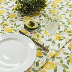 Napperons en tissu personnalisés pour la vente en gros B2B, durables et lavables, pour la restauration commerciale et les achats en hôtellerie - Product Image 1