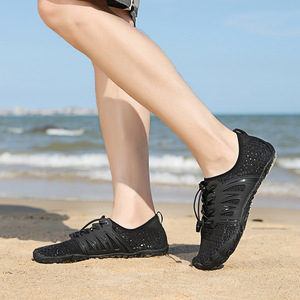 <span class=keywords><strong>Zapatillas</strong></span> de vadeo de cinco dedos para hombre y mujer, zapatos de senderismo para saltar con cuerda transpirable de talla grande para buceo en la playa al aire libre, Verano - Product Image 2