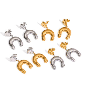 รูปตัวยูฮอร์สชูสแตนเลสสตีลต่างหูทองเงินชุบสำหรับผู้หญิงแฟชั่นเครื่องประดับ TE60671 - Product Image 5