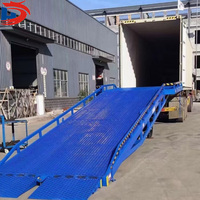 Rampe d'entrepôt rampe de camion pour le chargement de camions plate-forme en acier portable quai de chargement rampe élévatrice de voiture fabriquée en Chine