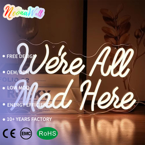 Insegna LED al Neon 'We're All Mad Here' Luce Bianca Calda a Tema Alice nel Paese delle Meraviglie per Decorazione Camera da Letto e Bar - Product Image 1