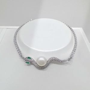 Pulsera de plata de ley 925 personalizada con dije de serpiente, circonita verde, estilo hip hop, perla y chapado en oro para mujer. - Product Image 3