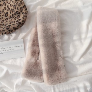 Bufanda de Piel Sintética de Conejo Gruesa y Versátil con Logotipo Personalizado al por Mayor, Versión Cálida de Invierno, Bufanda de Piel para Mujer con Cuello Real - Product Image 6