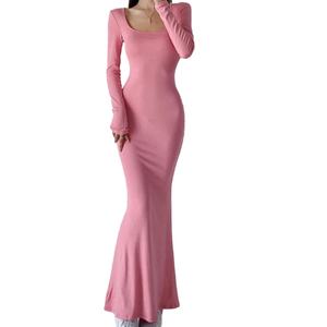 Robe longue sirène moulante extensible unie à col carré et manches longues pour femme, style OEM personnalisé, printemps-automne - Product Image 1