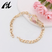 Bracelets à breloques de bijouterie fantaisie en gros, religieux, San Judas, en laiton plaqué or 14 carats, avec strass en cristal, réglables, unisexe