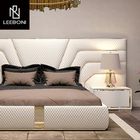 Ensembles lit king size en cuir de luxe à design italien lits rembourrés avec tête de lit