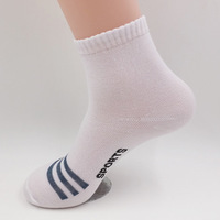 Chaussettes de sport personnalisées pour hommes en coton de haute qualité pour le football, le tennis et le cyclisme, vente en gros 2022