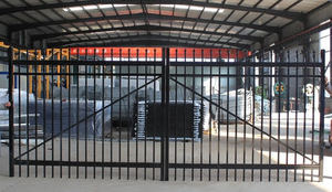 Valla y Puerta de Hierro Forjado de Diseño Moderno, Ornamental, Galvanizado en Caliente, Ecológico, a Prueba de Roedores - Product Image 5
