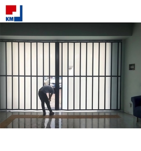 <span class=keywords><strong>Porte</strong></span> pliante <span class=keywords><strong>coulissante</strong></span> en aluminium personnalisée, coupe-vent, antivol, <span class=keywords><strong>porte</strong></span> de sécurité industrielle pour entrepôt, supermarché - Product Image 3