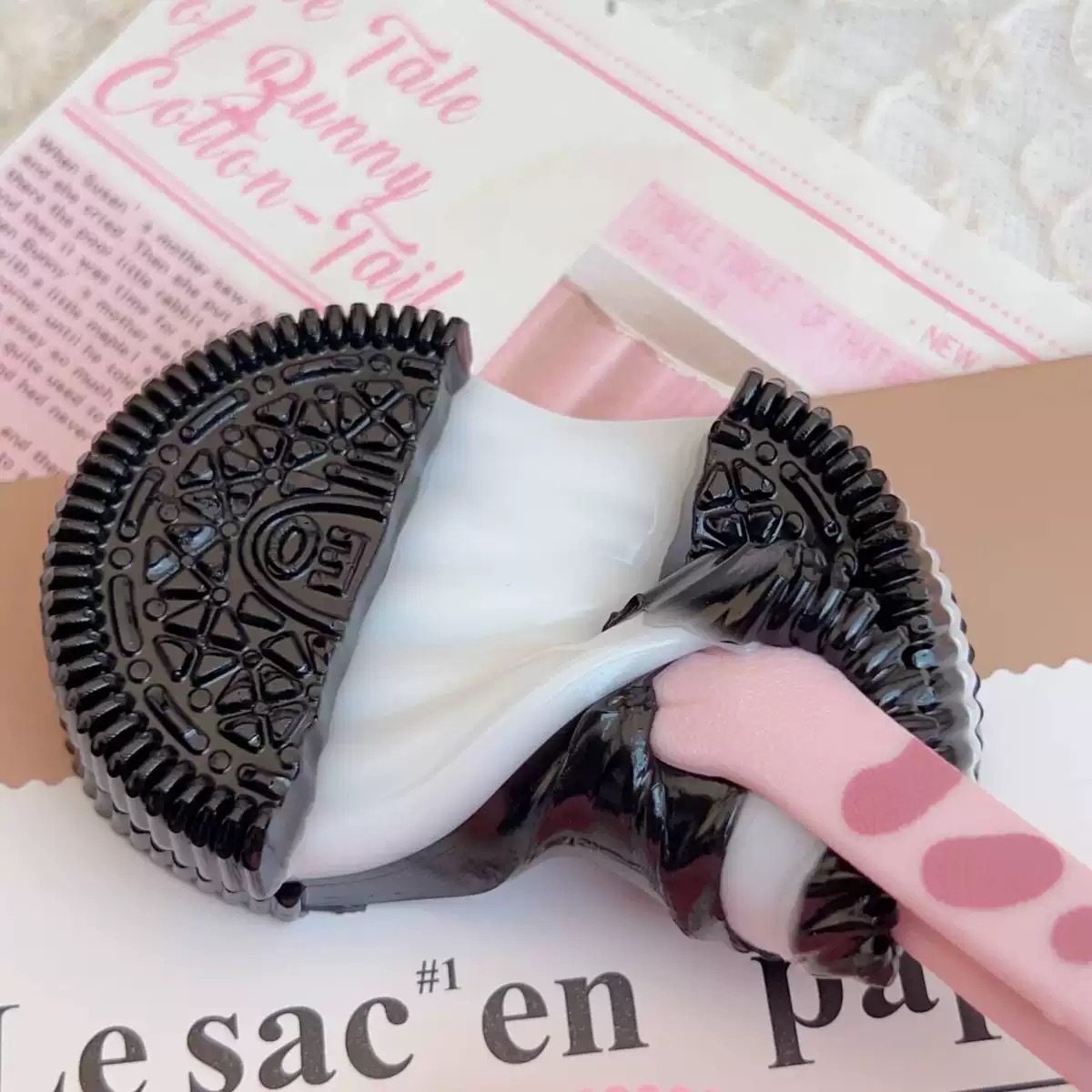 Black qiao ruse oreo pinch