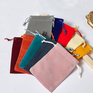 Sac à bijoux en velours exquis avec logo personnalisé, pochette à cordon, petit sac de rangement, sacs d'emballage pour bijoux - Product Image 1