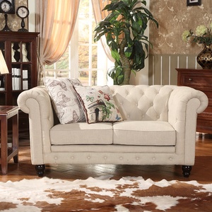 <span class=keywords><strong>Divano</strong></span> Chesterfield Tradizionale a Tre Posti con Struttura in Legno Massello per Set di Arredamento Soggiorno Villa - Product Image 2