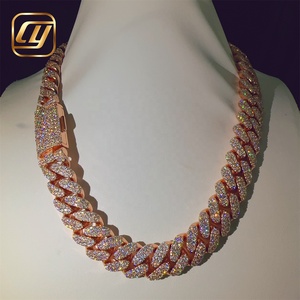 Collar de Joyería Hip Hop Iced Out Miami Cuban Link con Diamantes Moissanita VVS Certificados GRA de 18MM en Plata de Ley 925 - Product Image 6
