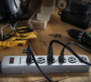 Boiter — protecteur de surcharges universel à 4 voies, prises d'alimentation, interrupteur ON/OFF, câble d'alimentation de 3m, couleur blanche - Product Image 4