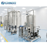 Équipement de purification de l'eau en bouteille pour les opérations de traitement et de transformation dans les usines de production d'eau potable