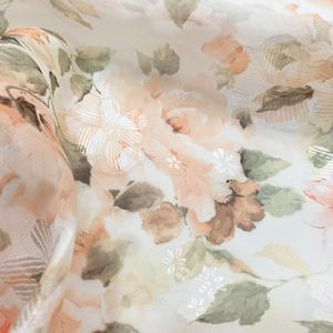 Tissu personnalisé en mousseline de soie crêpe 100% Polyester 100D imprimé numérique Floral froissé mousse pour robe - Product Image 4