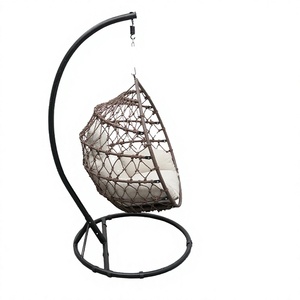 Fauteuil suspendu œuf de qualité supérieure pour l'extérieur avec coussin à séchage rapide en rotin – Pieds et support inclus - Product Image 4