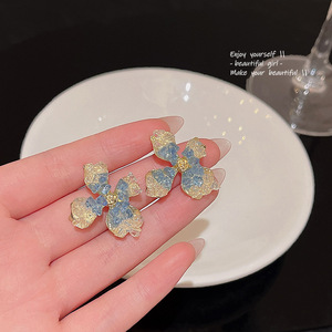 New Design Light Luxury Sweet Black <b>Blue</b> Crystal Flower <b>Stud</b> <b>Earrings</b> for Women Fashion Elegant Jewelry Accessories Gift - Product Image 2