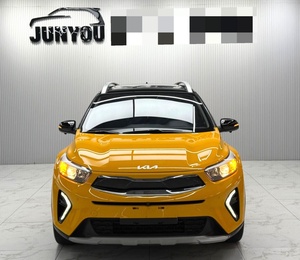 Voiture d'occasion 2021 <span class=keywords><strong>Kia</strong></span> <span class=keywords><strong>Stonic</strong></span> KX1 1.4L Essence <span class=keywords><strong>SUV</strong></span> 30000km Peinture d'origine Conduite à gauche Prête à être expédiée en gros - Product Image 2