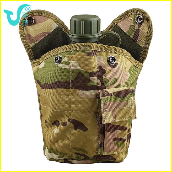 Free sample Outdoor Tactical Water Bottle Legendary Classic Canteen Large Capacity PE Plastic Camouflage Training Kettle Belt