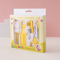 Kit de soins et de toilettage portable pour bébé, ensemble de soins sécurisé avec brosse à cheveux, peigne et coupe-ongles pour nouveau-né