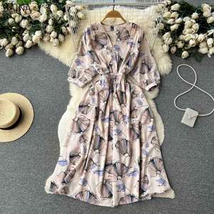 Nouvelle robe en mousseline de soie à imprimé floral pour femmes, robe rétro à manches courtes, taille nouée, robe midi à col en V, vêtements contrastés pour femmes - Product Image 6