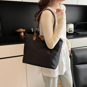 Sac fourre-tout de <span class=keywords><strong>luxe</strong></span> classique pour <span class=keywords><strong>femme</strong></span>, style vintage unique, haute qualité, idéal pour les trajets quotidiens, vente en gros, sac à main personnalisé - Product Image 5