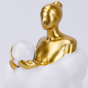 Redeco Vàng Hiện Đại Nữ Điêu Khắc Nhựa Thủ Công Mỹ Nghệ Trắng Đám Mây Ăn Mặc Giữ Pha Lê Bóng Đọc Sách Bong Bóng Cô Gái Bức Tượng - Product Image 5