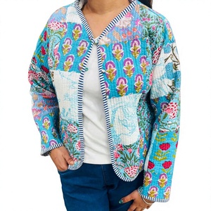Veste matelassée réversible en coton de haute qualité pour l'hiver, style bohème imprimé à la main, fermeture à boutons, cadeau pour femme - Product Image 1