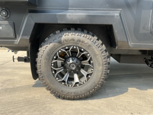 ¡Mini Camper Van de lujo con gran espacio y características de Glaming Suspensión independiente Cocina y área para dormir a la venta! - Product Image 4