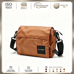 Pochette bandoulière modulaire 1,3 L en tissu résistant à l'eau pour les voyages et la marche avec crochets réglables, détails réfléchissants, personnalisable - Product Image 1
