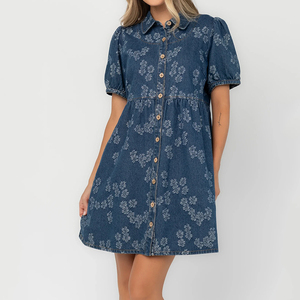 Robe courte boutonnée à imprimé floral ludique et personnalisée, luxueuse robe chemise en denim 100% coton - Product Image 4